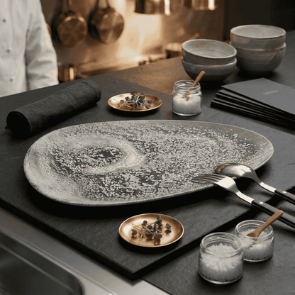 Plato Poliforma Island Onix 40 X 25 Cm By Bone